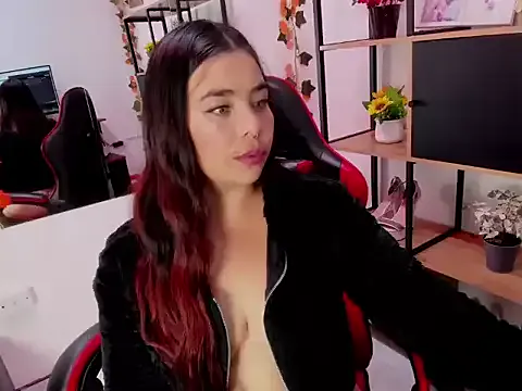 liany_taylor — OilBoobs+Spit