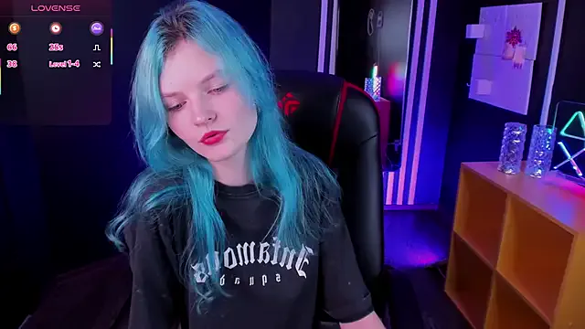 Lika_Sky — spank pussy?(ouch