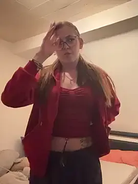 Lina-420 — Show Naked Ass