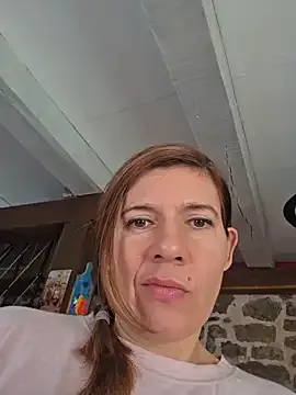Lina_lou4 on StripChat