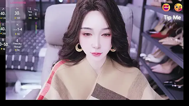 Liora- on StripChat