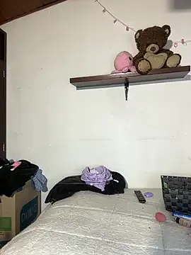 little_valen — Private on StripChat