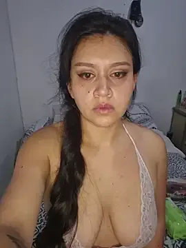 lombarlana-89 on StripChat
