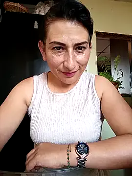 Lucia_Rios — Show My feet