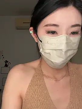 Lulu125216 on StripChat