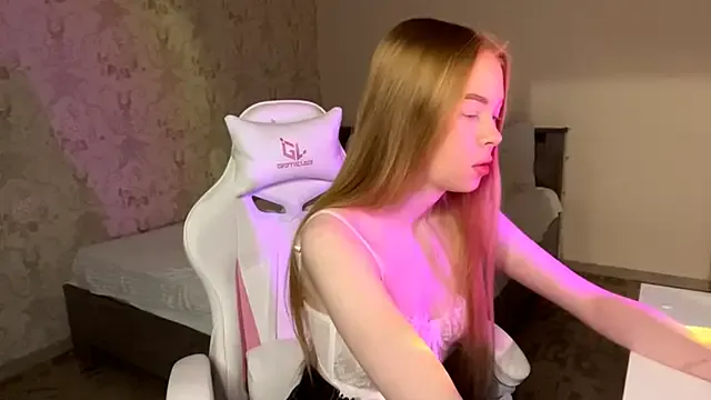 LumiSun — flash my panties