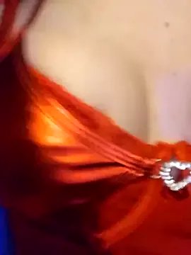 Luna_Kitanna from StripChat is Freechat