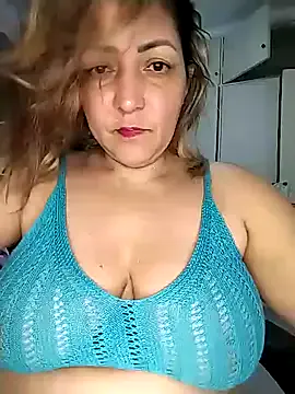 Lunita86 from StripChat