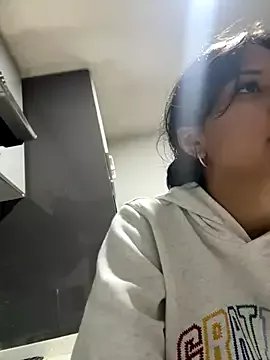 lynn9000 model from StripChat