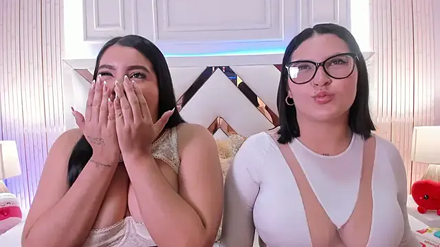 madeleine2112 — LICK MILK AND SALIVA IN PUSSY