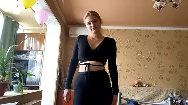 Malley_Saunds from StripChat is Freechat