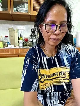 Mama_Eva_1 from StripChat is Freechat