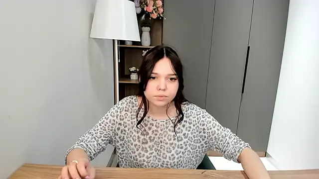 ManyMercuri — slap ass