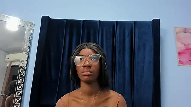 StripChat MarianRosse is Freechat MarianRosse — I like your outfit