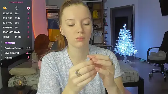 Mary_Blu on StripChat