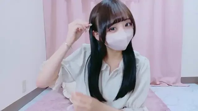 Mashiro-chan from StripChat is Freechat