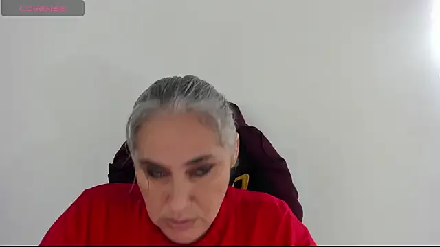 mature_gold1 — naked cream on tits