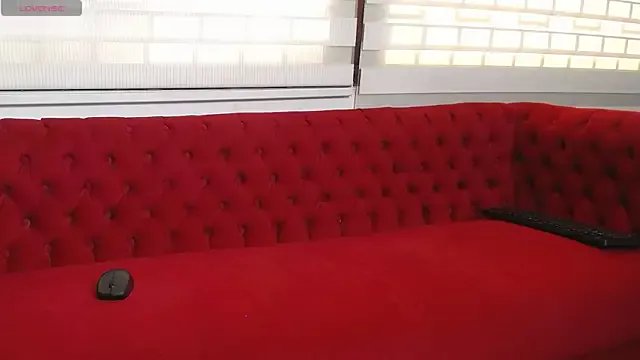 meilybarbie from StripChat is Freechat