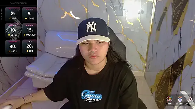 melany_rouse18 on StripChat