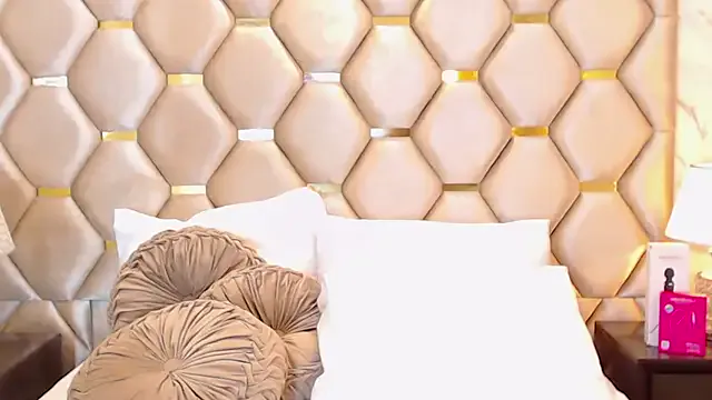 MelodyCarsson — Shake my booty  