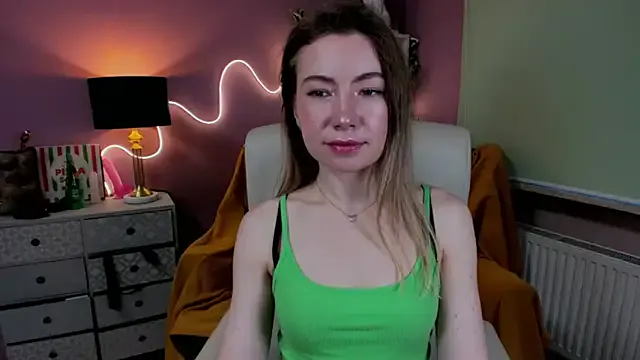 Mia_Tasty on StripChat