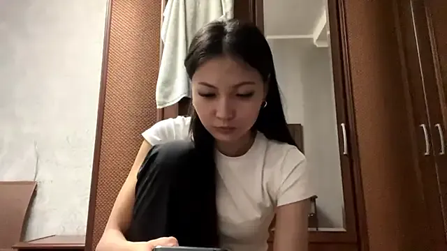 MiaPoison on StripChat