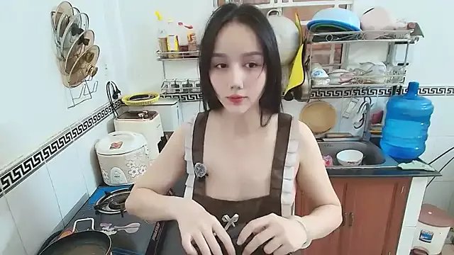 Mie_baby2k from StripChat is Freechat