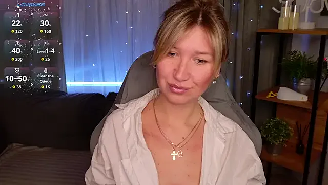 StripChat MilaBott is Freechat MilaBott — topless + cowgirl pose