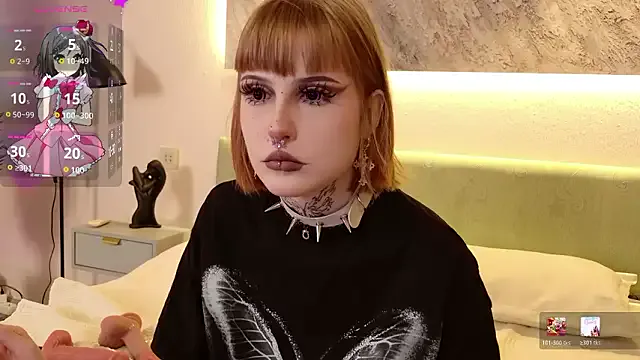 StripChat MilkMeSoftly is Freechat MilkMeSoftly — fingers in pussy