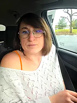 StripChat minierose is Freechat minierose — Seins nus