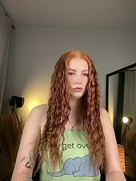 MiraBoom on StripChat