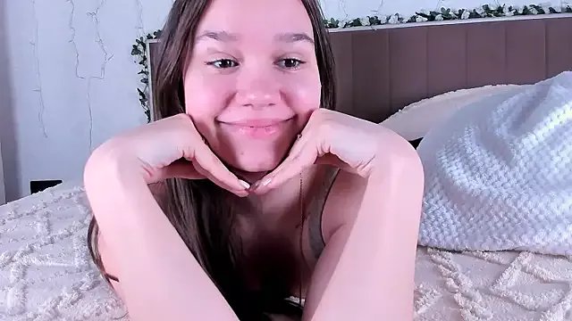 Misa_queen from StripChat is Freechat