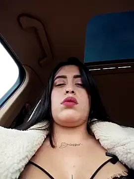 StripChat MissNyraSecret is Freechat MissNyraSecret — Take out my tits public Close to people