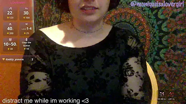 moniqueisalovergirl — get nude and do an oil show