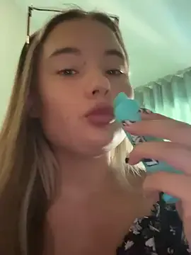 Mrs_Lust on StripChat