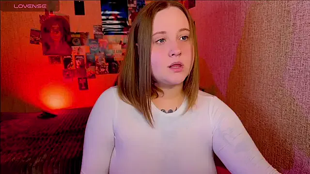 NaomiRey1 — show pussy+control my toy 3mins last tip