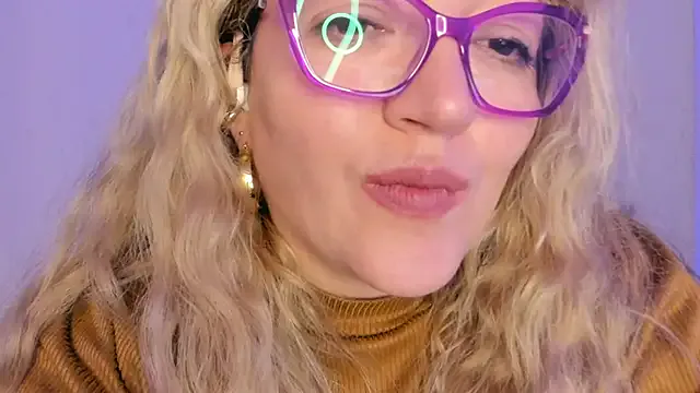 Naty_Mature_ on StripChat