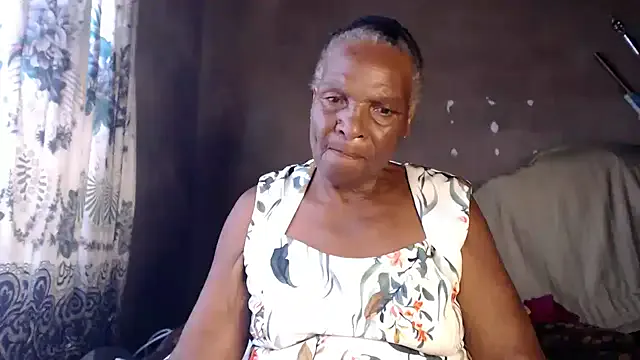 NaughtyGranny — Freechat on StripChat