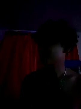 Nezuko-uWux from StripChat is Freechat