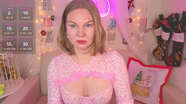 Nicole_hard_nipples on StripChat