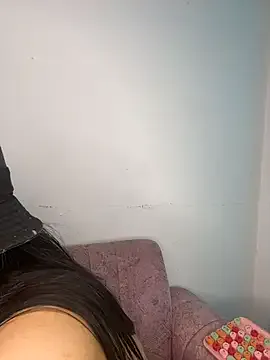 Nisha_jazz on StripChat