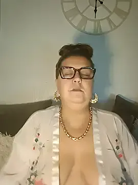 Nova-iswiserx — I'm single plz spoil me