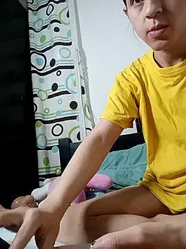 Petite-Goth from StripChat is Freechat