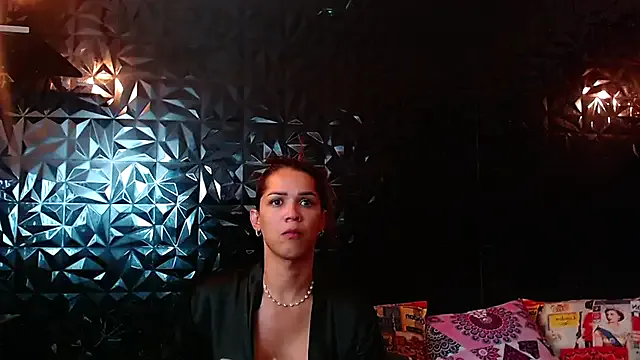 PINK__LOLA1 on StripChat