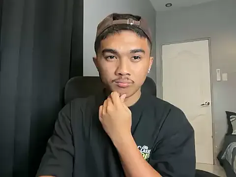pinoyAdrianneXXX — FUN WHILE NAKED DOING JERK AND PLAY ASS