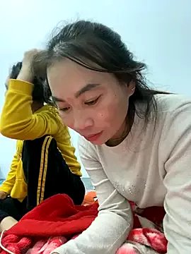 pitty_mymi from StripChat is Freechat