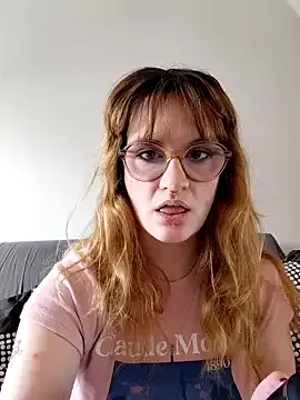 StripChat PrincesseMalicia is Freechat PrincesseMalicia — Fellation baveuse gode