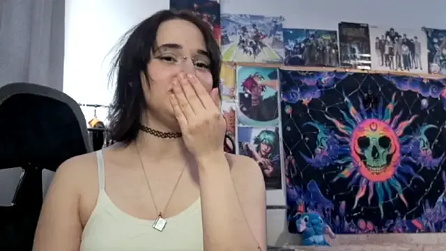 PureSofia — let's make my pussy flow through panties