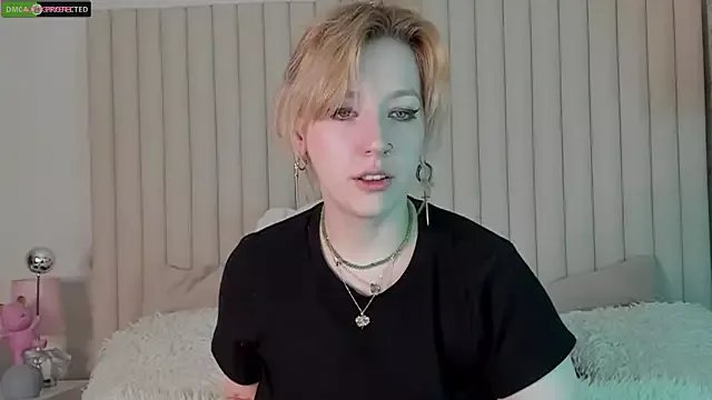 RachelCart from StripChat is Freechat