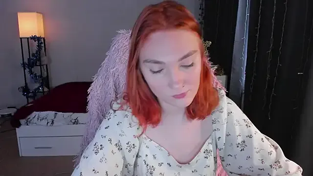 ReddHotPipper on StripChat